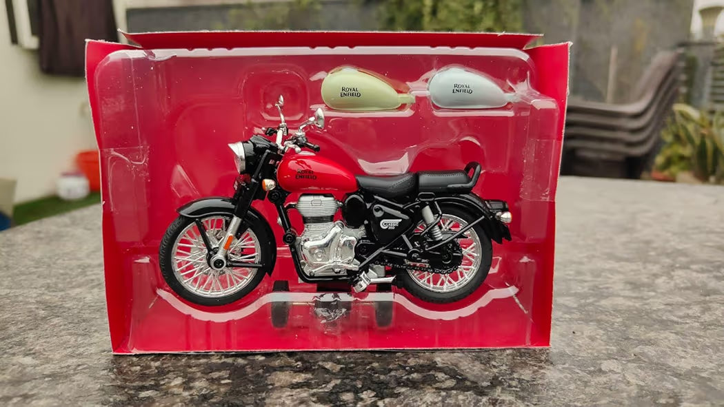 2026 Royal Enfield Classic 350 1:15 Scale Bullet Bike Toy Model with Pull Back Action |